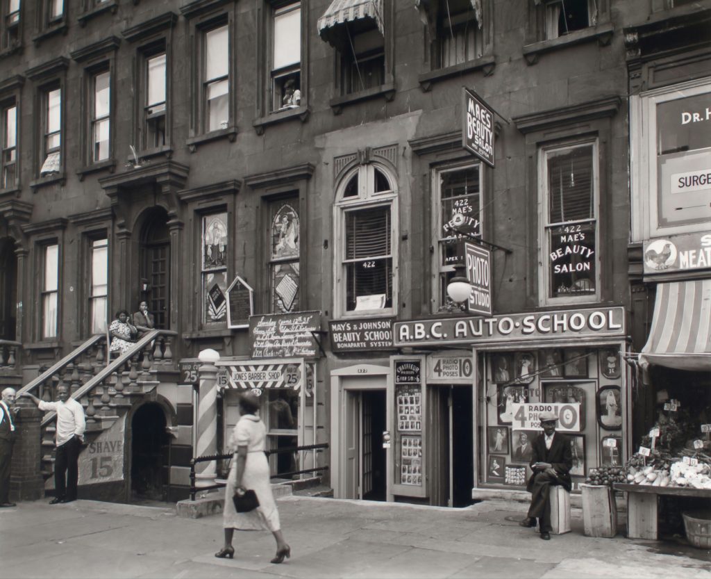 Harlem street scene, 1938