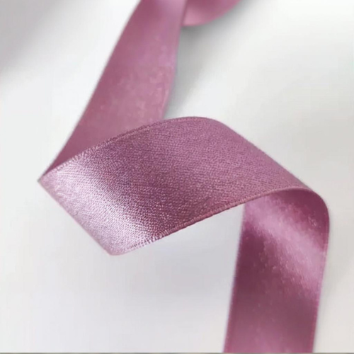 Metallic lurex ribbon material details