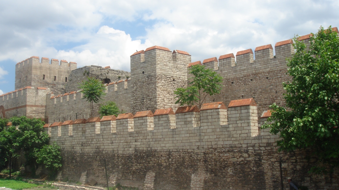 Image 74. Expl. 34. Restored section of the walls of Constantinople. Photo by Bigdaddy1204. Wikimedia Commons. image